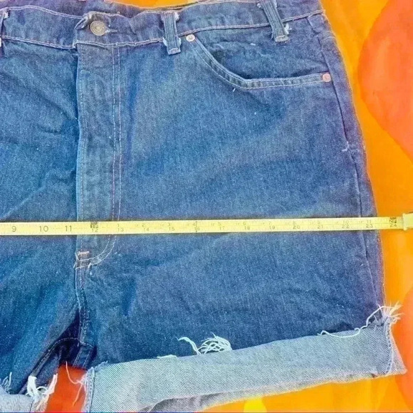 VTG Levis Orange Tab Women’s Cut Off Shorts Size Size 40” Made USA. - Picture 8 of 11
